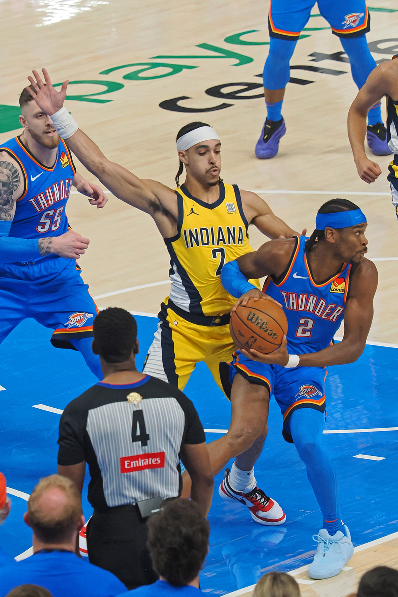 新奥尔良鹈鹕训练开放日，今晨篮板制胜引欢呼，NBA季后赛在即，心理建设被强调的简单介绍