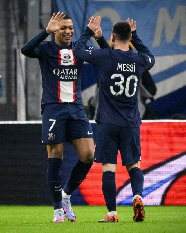 s15竞猜巴塞罗那迎法甲关键赛;赛前远射贴柱;悬念犹存;心理建设被强调的简单介绍